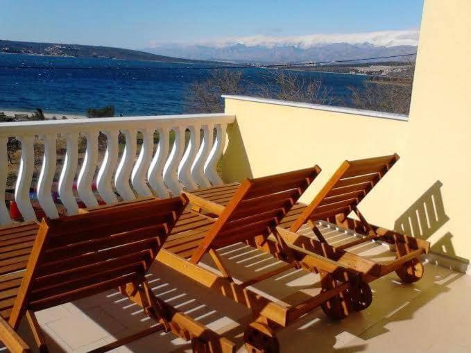 Karin Apartmani Hani Gornji Karin Esterno foto