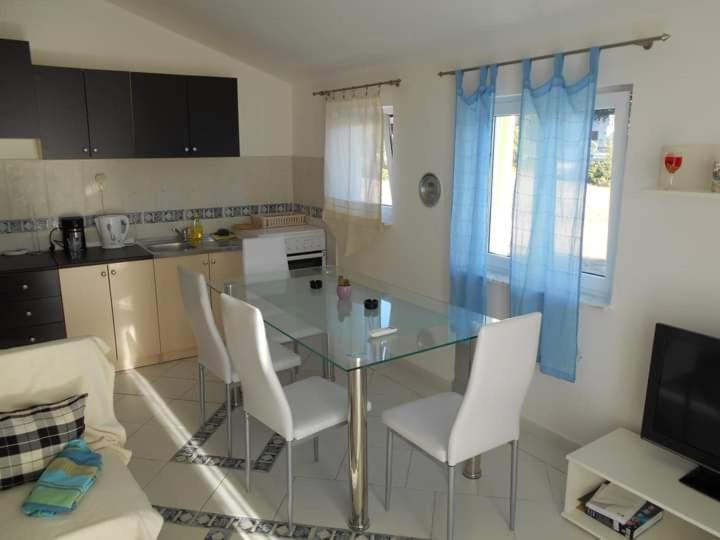Karin Apartmani Hani Gornji Karin Esterno foto